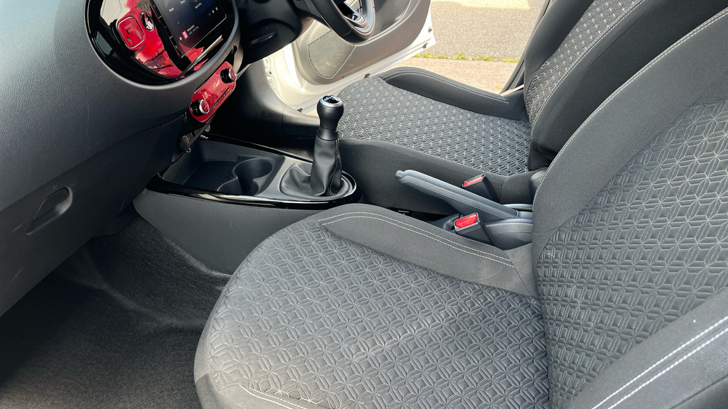 Toyota Aygo X 1.0 Vvt-i Edge Euro 6 Ss White #5
