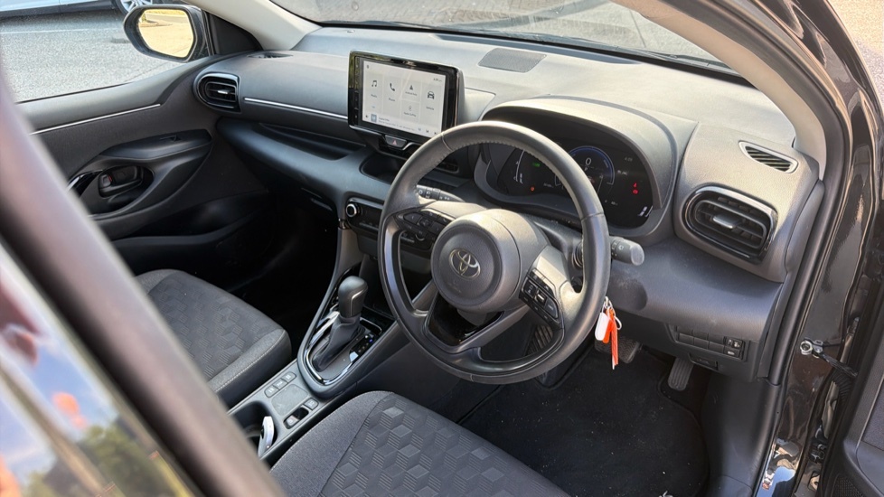 Toyota Yaris 1.5 Vvt-h Design E-cvt Euro 6 Ss Black #6