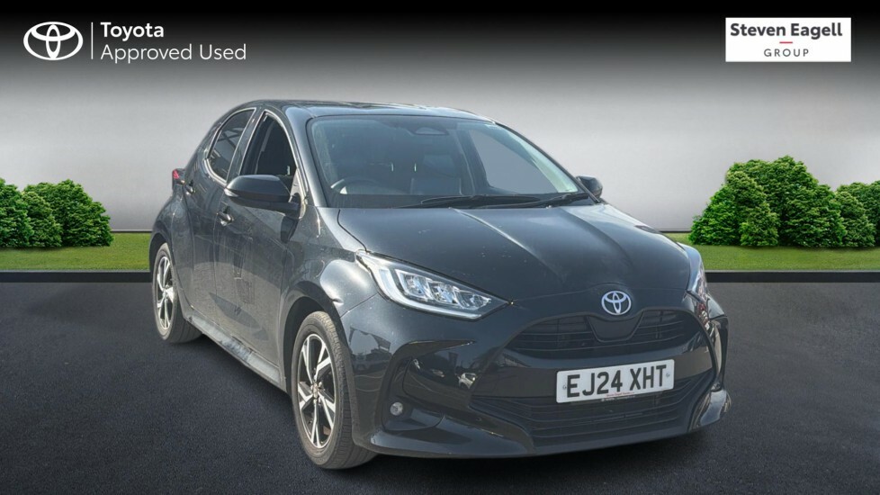 Toyota Yaris 1.5 Vvt-h Design E-cvt Euro 6 Ss Black