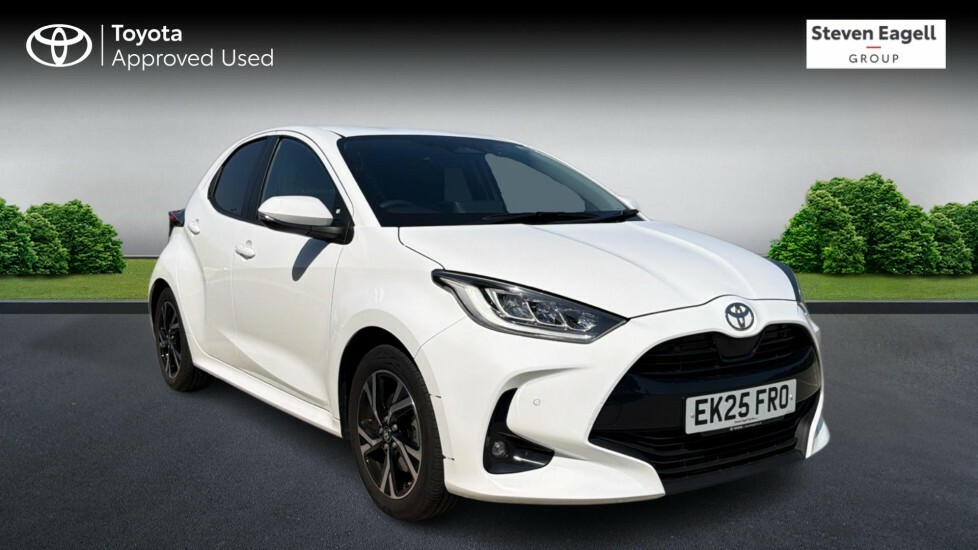 Toyota Yaris 1.5 Vvt-h Design E-cvt Euro 6 Ss White