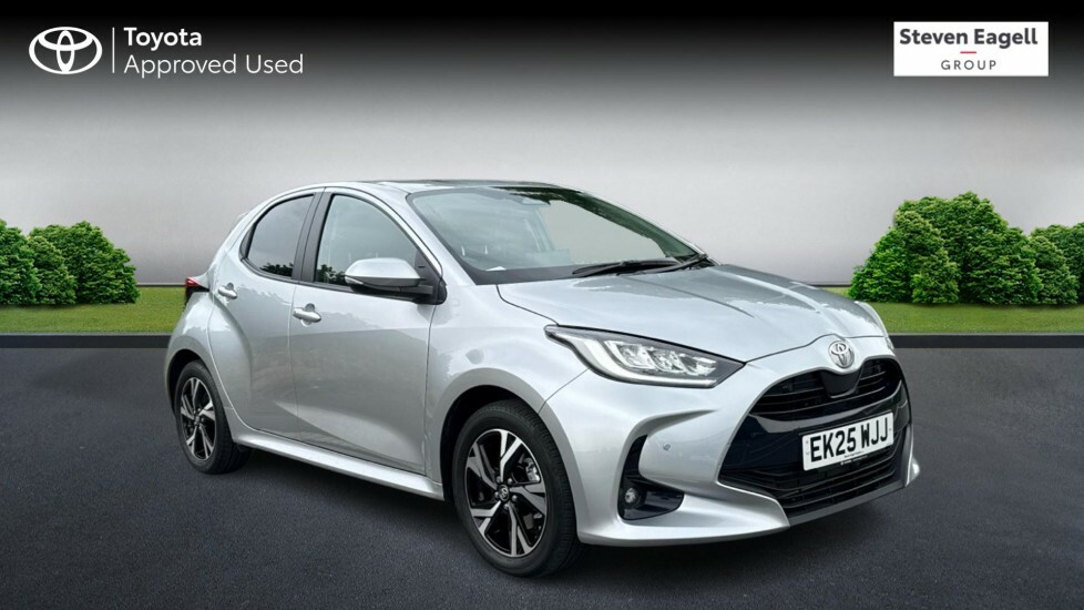 Toyota Yaris 1.5 Vvt-h Design E-cvt Euro 6 Ss Silver