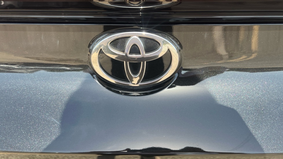 Toyota C-Hr 1.8 Hybrid Excel Cvt Silver #31