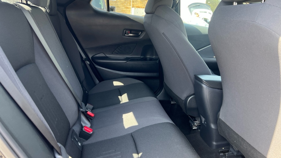 Toyota C-Hr 1.8 Hybrid Excel Cvt Silver #8