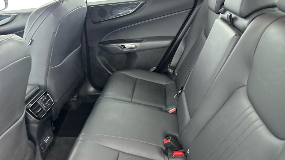 Lexus NX 2.5 450H 18.1Kwh Plug-in E-cvt 4Wd Black #16