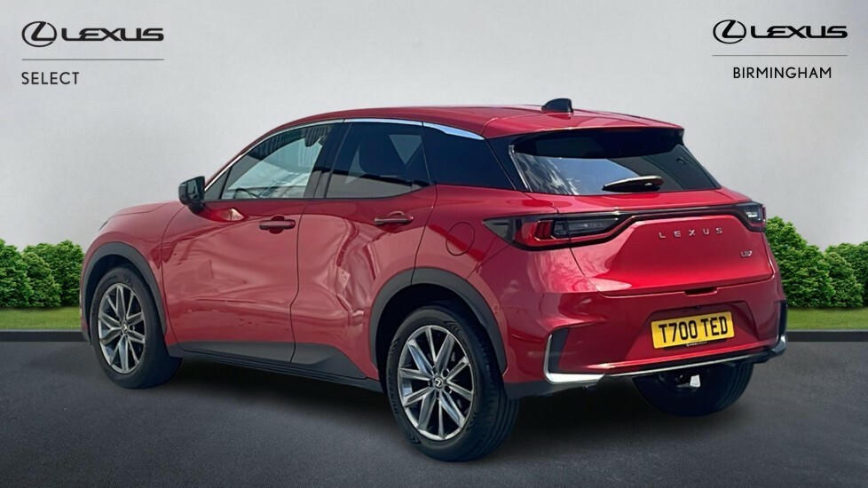 Lexus LBX 1.5 Vvt-ie Takumi E-cvt Euro 6 Ss Red #2