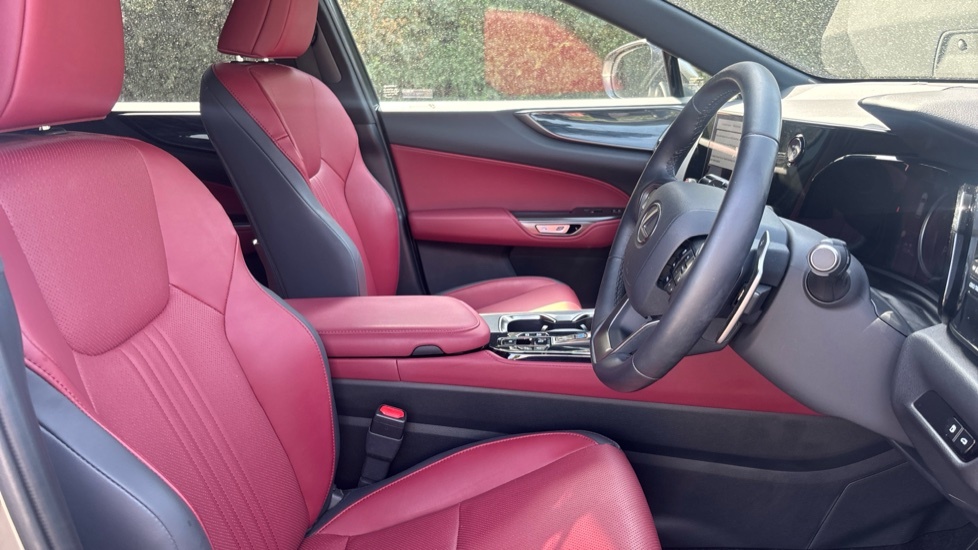 Lexus NX 450H 2.5 E-cvt Premium Pack 2024 Orange #13