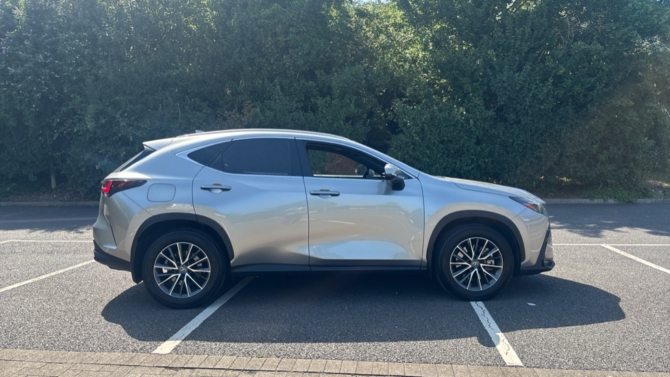 Lexus NX 450H 2.5 E-cvt Premium Pack 2024 Orange #23