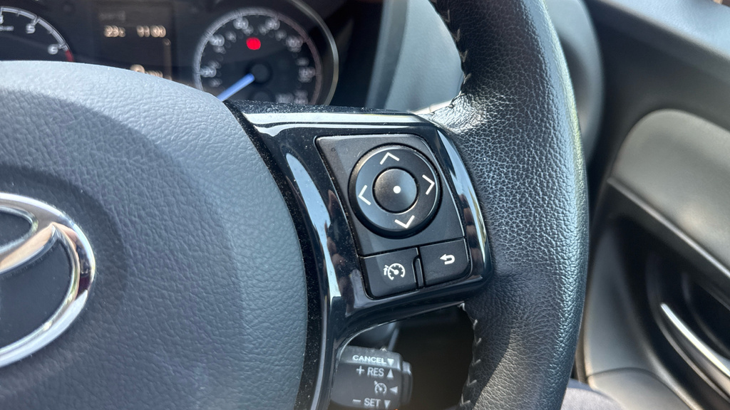 Toyota Yaris Yaris Dynamic Hev Cvt Grey #32