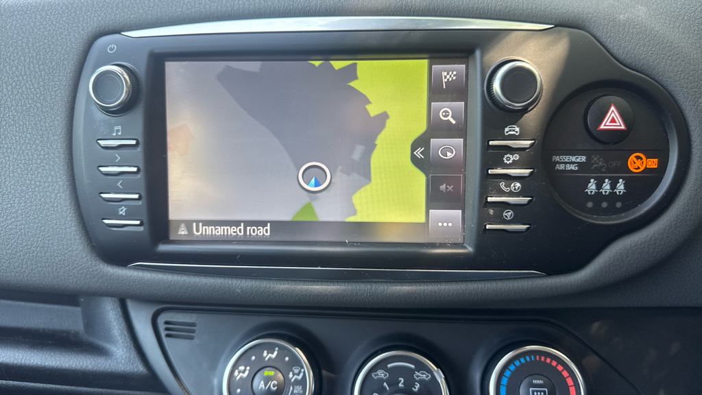 Toyota Yaris Yaris Dynamic Hev Cvt Grey #9