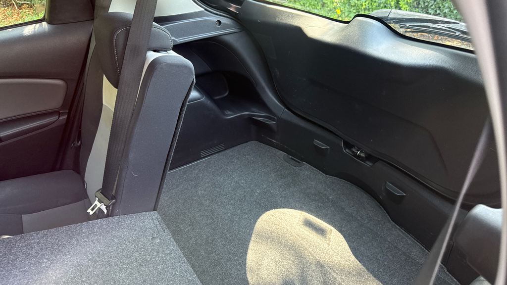 Toyota Yaris Yaris Dynamic Hev Cvt Grey #18