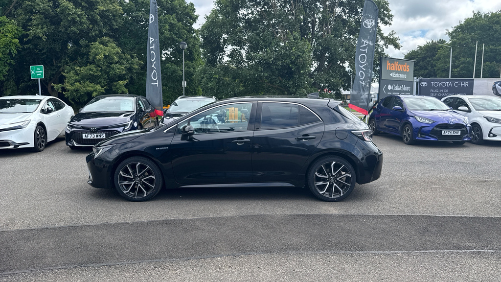 Toyota Corolla Corolla Excel Vvt-i Hev Cvt Silver #24