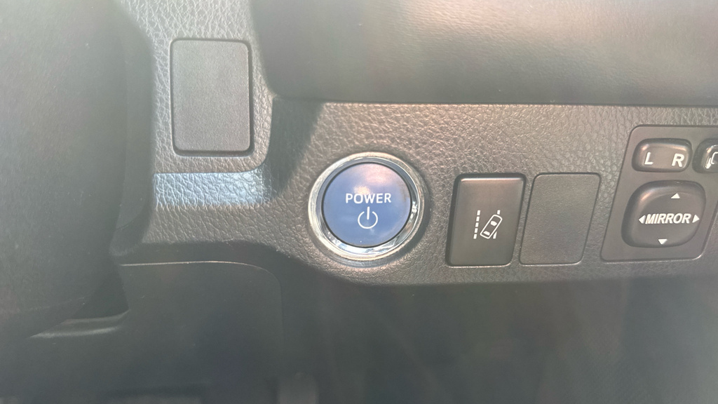 Toyota Rav 4 Vvt-i Icon White #16