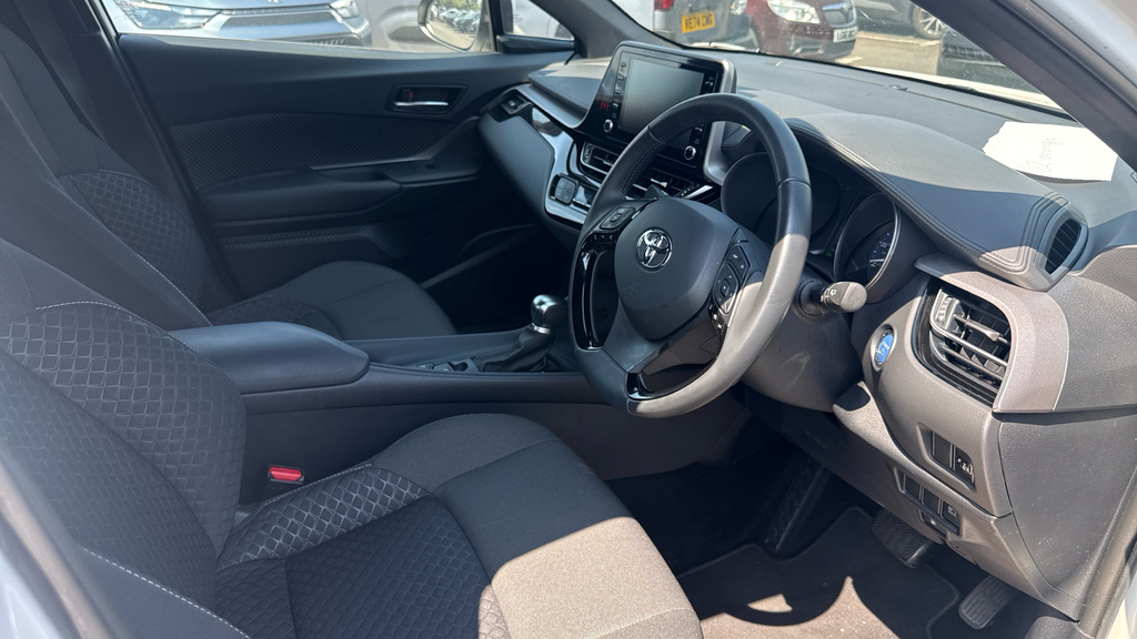 Toyota C-Hr Design  #12