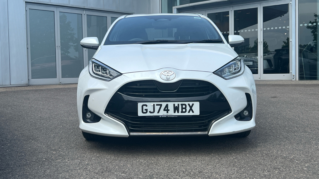Toyota Yaris Yaris Design White #22