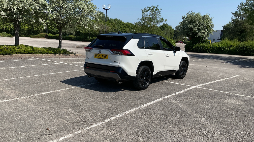 Toyota Rav 4 Rav4 Design Hev Cvt White #35