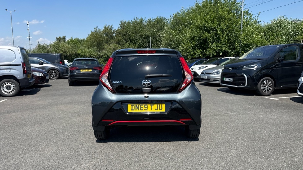 Toyota Aygo Aygo White #26