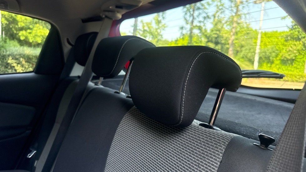 Toyota Yaris Icon Black #19