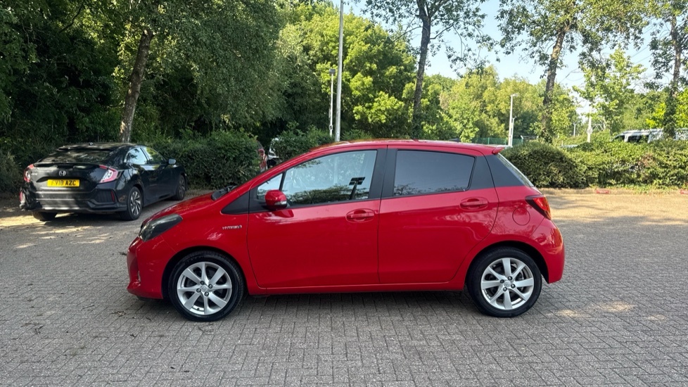 Toyota Yaris Icon Black #24