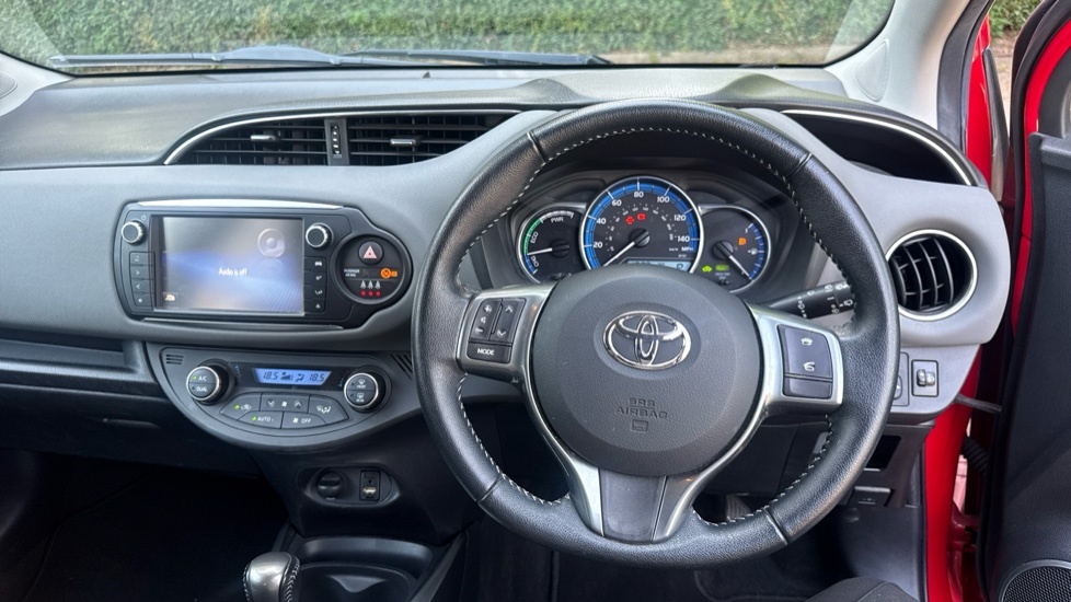 Toyota Yaris Icon Black #7