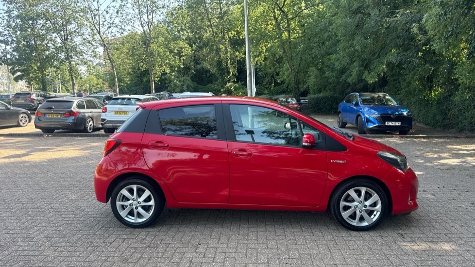 Toyota Yaris Icon Black #23