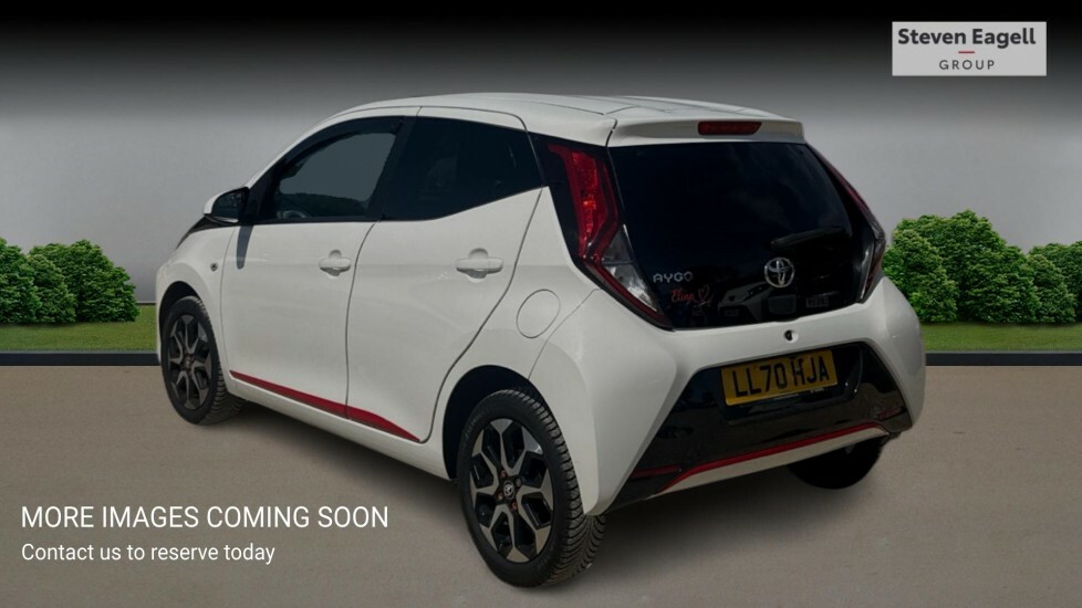 Toyota Aygo 1.0 Vvt-i X-trend X-shift Euro 6 Safety Sense White #2