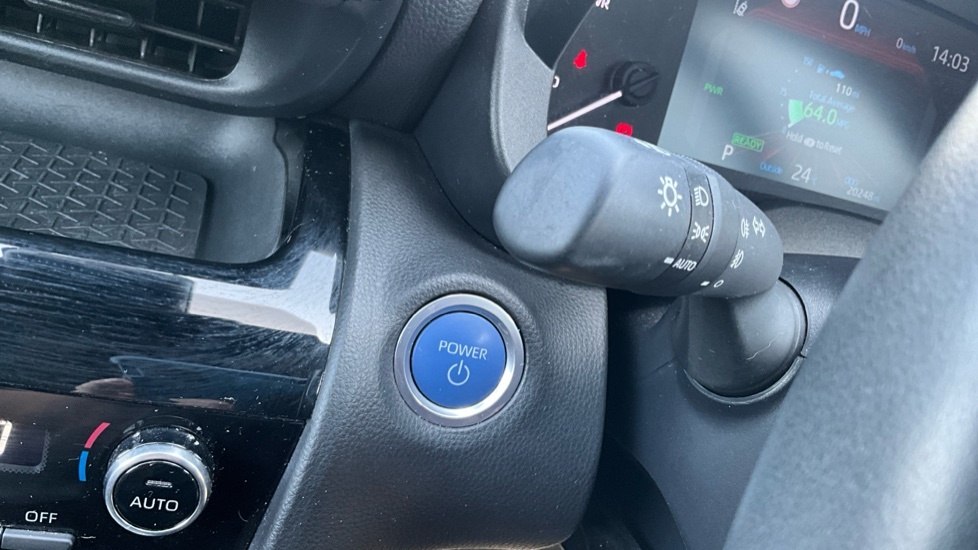 Toyota Yaris Cross Yaris Cross Excel Hev Silver #16