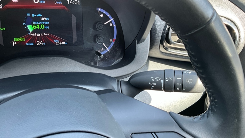 Toyota Yaris Cross Yaris Cross Excel Hev Silver #32