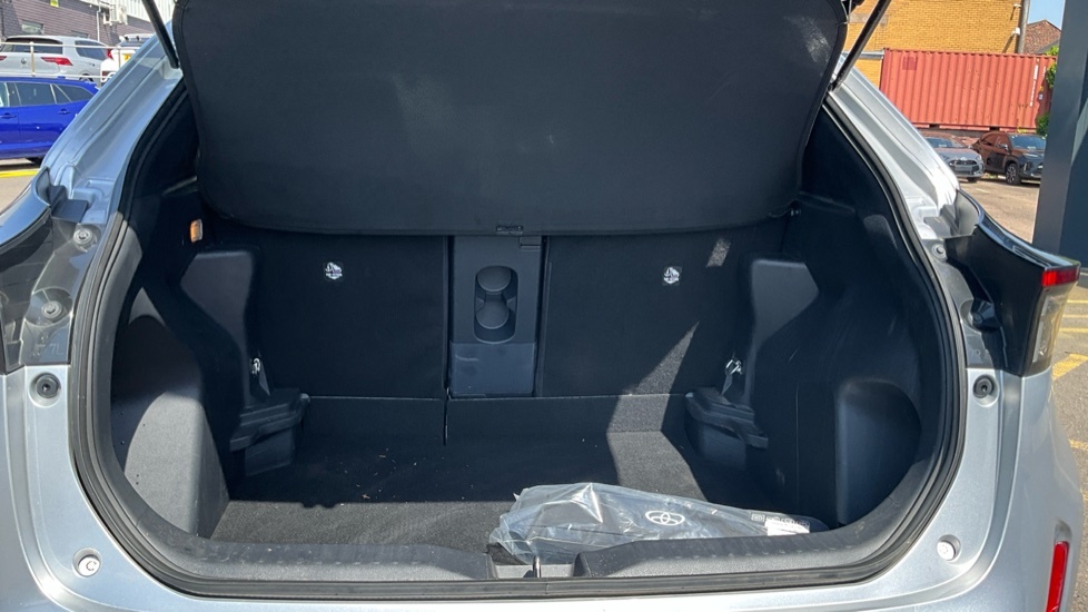 Toyota Yaris Cross Yaris Cross Excel Hev Silver #13