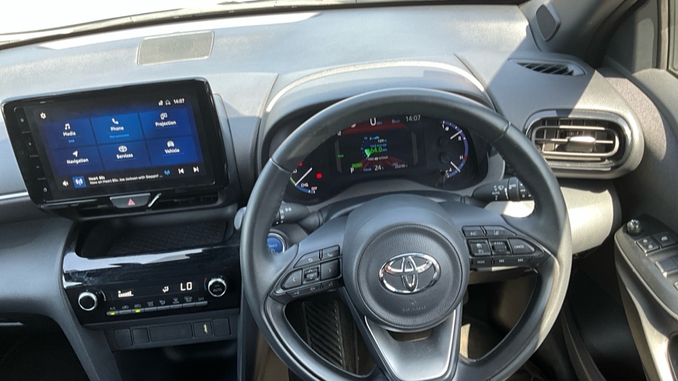 Toyota Yaris Cross Yaris Cross Excel Hev Silver #10