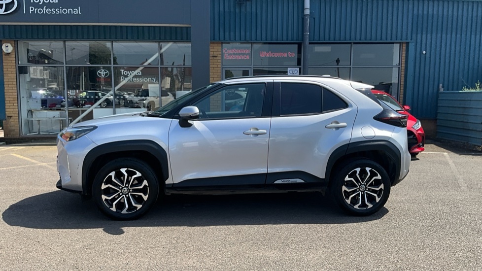 Toyota Yaris Cross Yaris Cross Excel Hev Silver #24