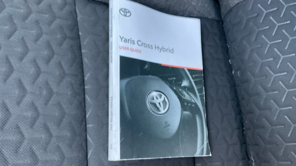 Toyota Yaris Cross Yaris Cross Excel Hev Silver #27