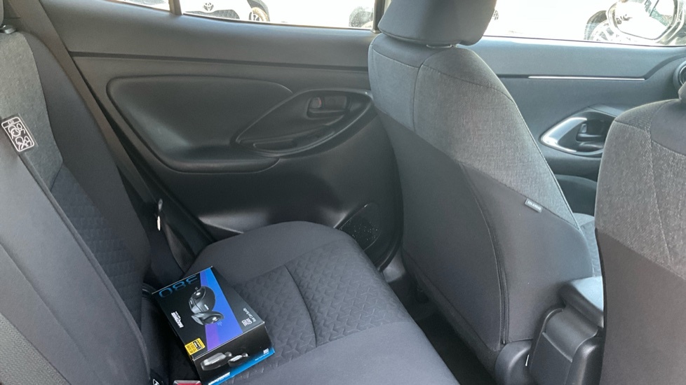 Toyota Yaris Cross Yaris Cross Excel Hev Silver #8