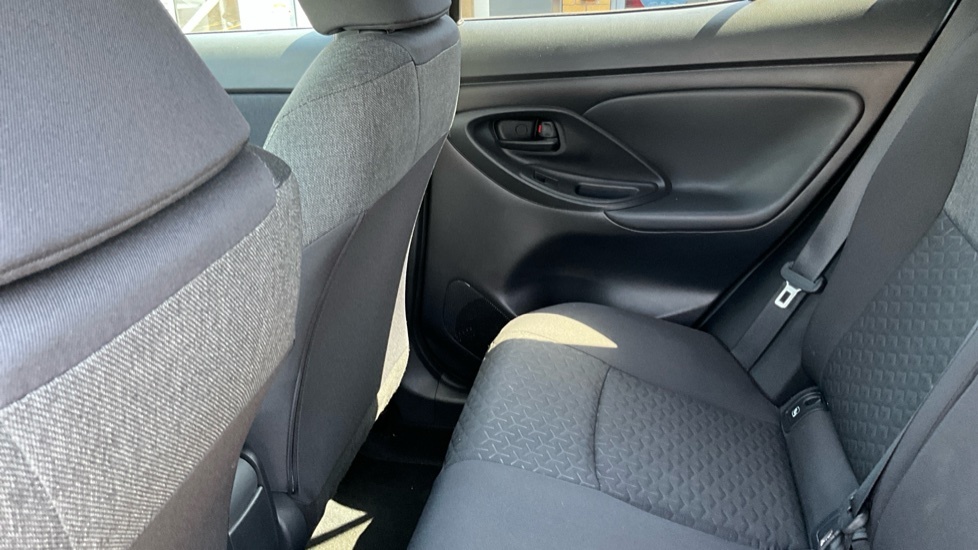Toyota Yaris Cross Yaris Cross Excel Hev Silver #15
