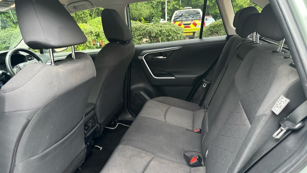 Toyota Rav 4 Rav4 Design Hev 4X2 Cvt White #15