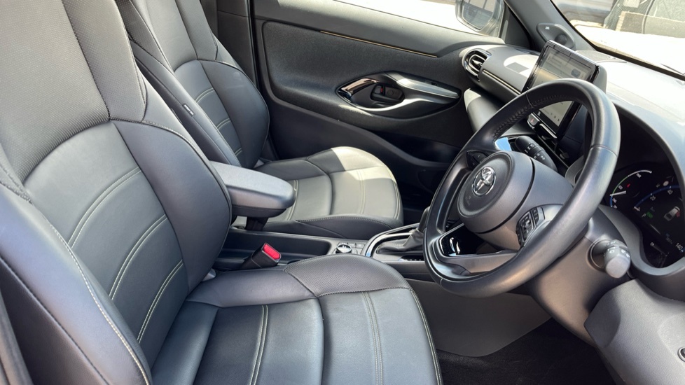 Toyota Yaris Cross Excel Grey #12