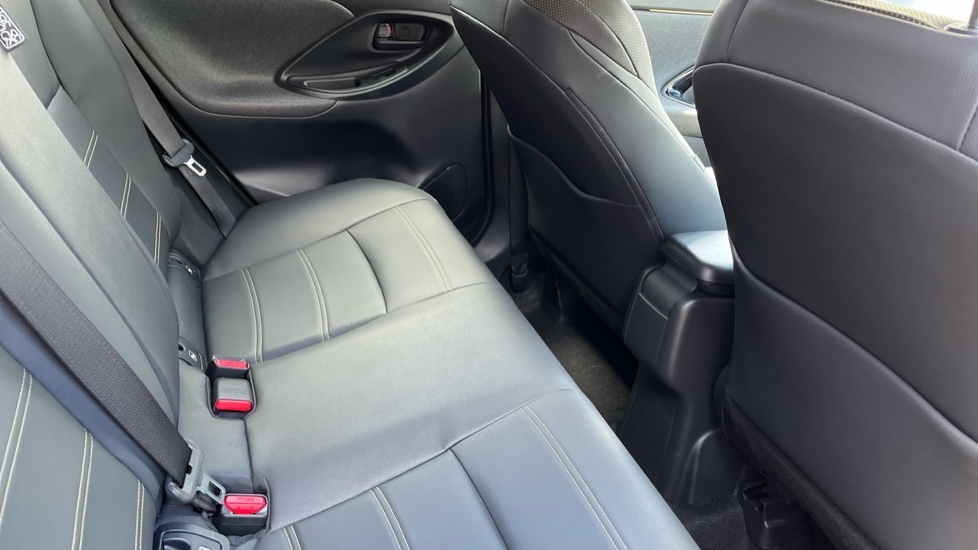 Toyota Yaris Cross Excel Grey #8