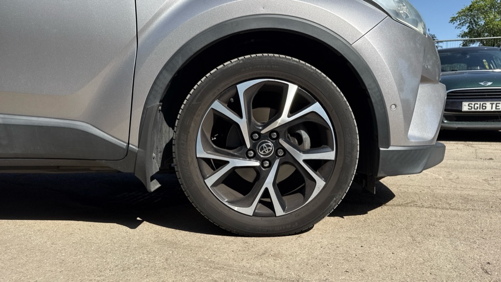 Toyota C-Hr Excel 1.8Cvt Black #25