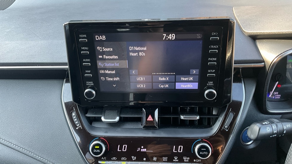 Toyota Corolla 1.8 Vvt-i Hybrid Icon Tech Cvt White #45
