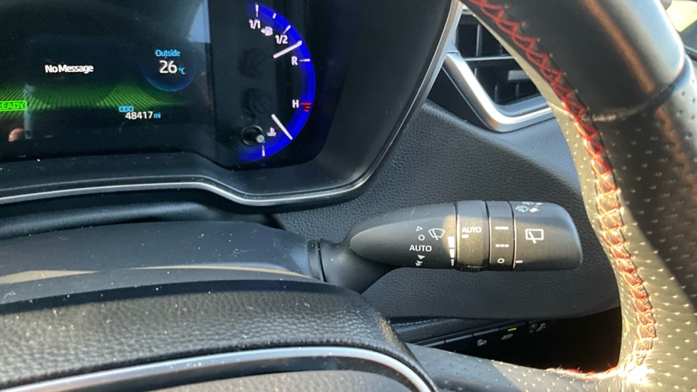Toyota Corolla 1.8 Vvt-i Hybrid Icon Tech Cvt White #33