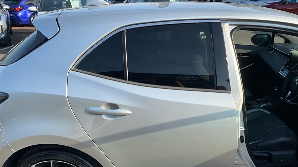 Toyota Corolla 1.8 Vvt-i Hybrid Icon Tech Cvt White #50