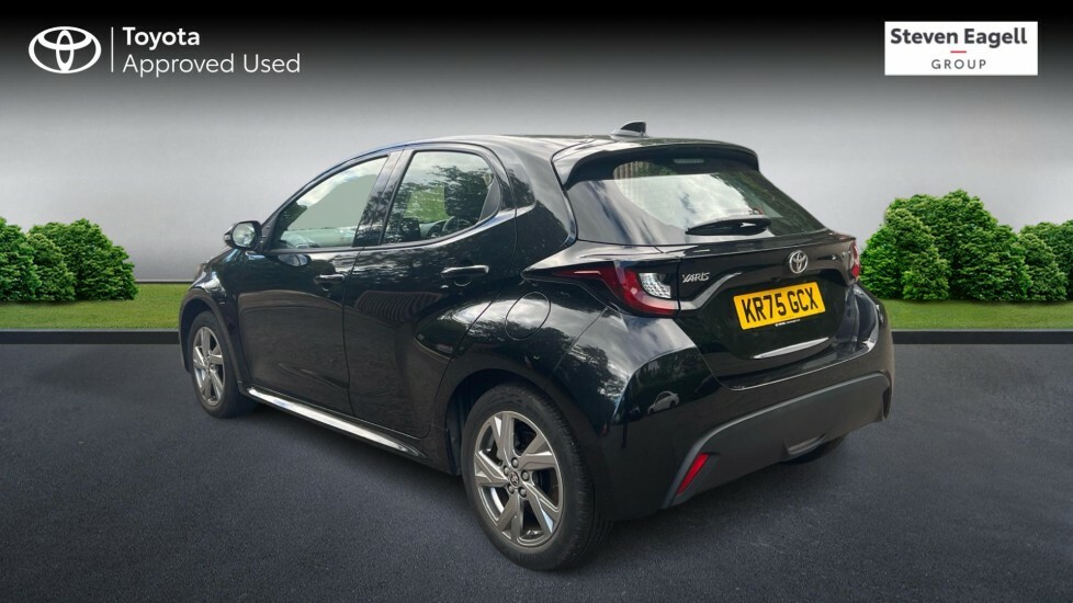 Toyota Yaris 1.5 Vvt-h Icon E-cvt Euro 6 Ss Black #4