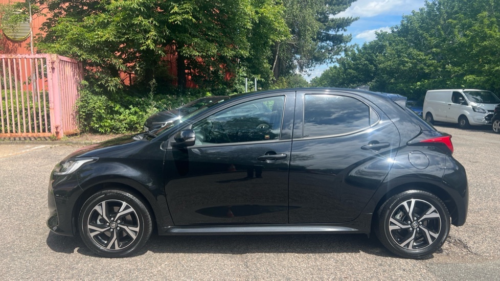 Toyota Yaris Icon Green #24