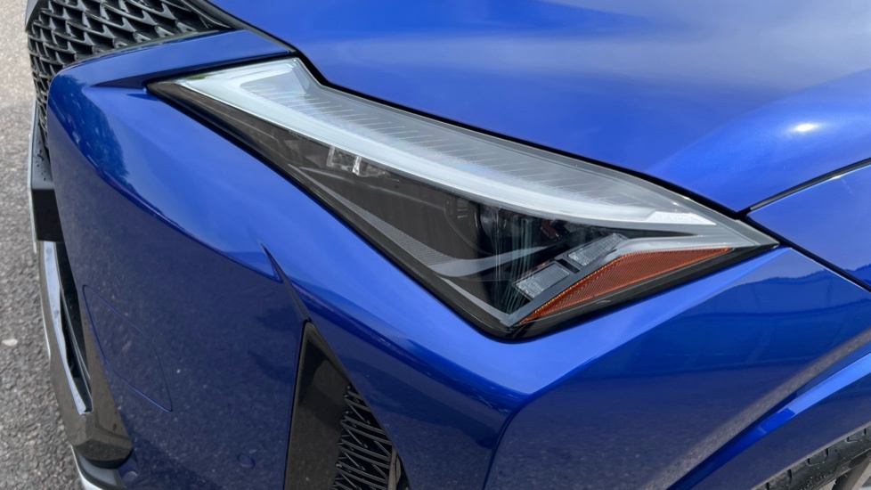 Lexus UX 250H 2.0 Cvt 17In Alloyspremium Packnav Blue #29