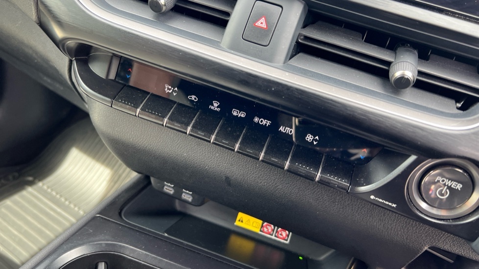 Lexus UX 250H 2.0 Cvt 17In Alloyspremium Packnav Blue #45