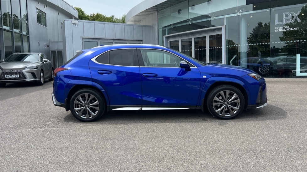 Lexus UX 250H 2.0 Cvt 17In Alloyspremium Packnav Blue #23