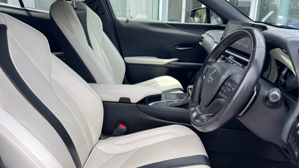 Lexus UX 250H 2.0 Cvt 17In Alloyspremium Packnav Blue #13