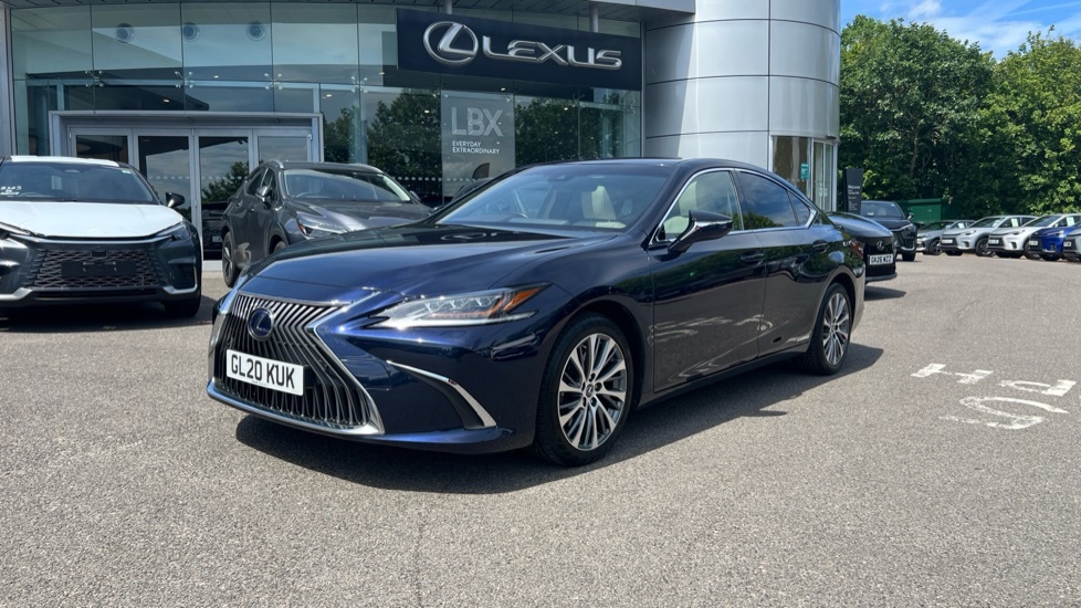 Lexus ES Saloon 2.5 Takumi Apple Car Play Ulez Approved Black #25