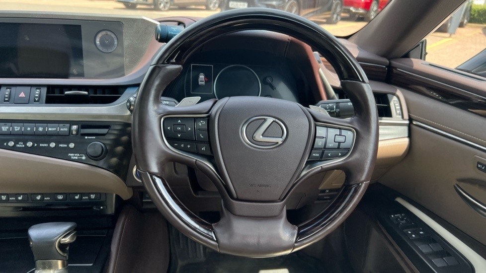 Lexus ES Saloon 2.5 Takumi Apple Car Play Ulez Approved Black #11
