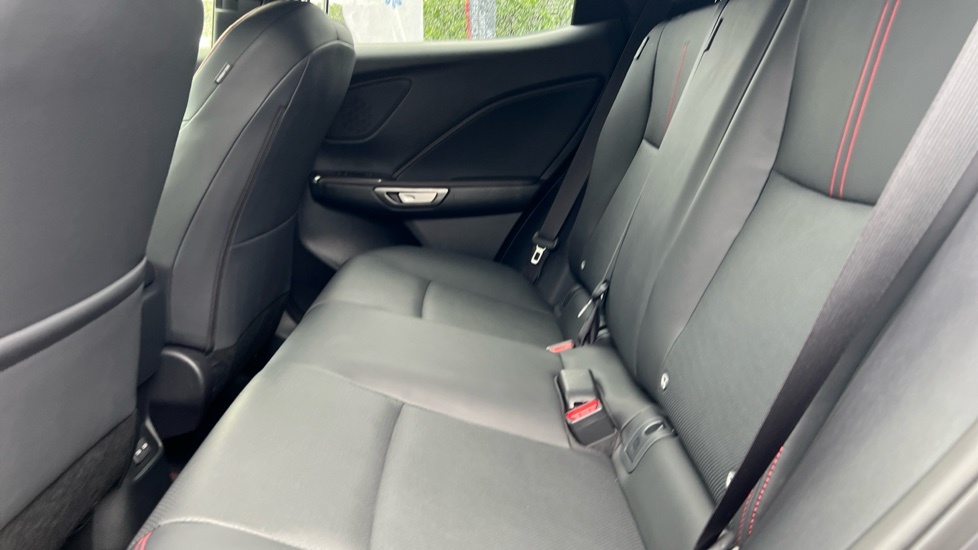 Lexus LBX 1.5 Vvt-ie Takumi E-cvt Euro 6 Ss Silver #16