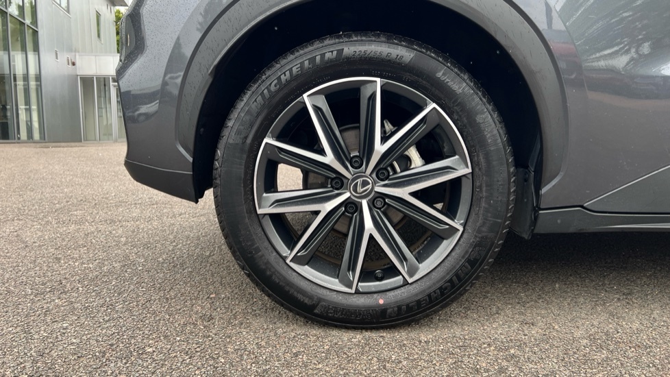Lexus LBX 1.5 Vvt-ie Takumi E-cvt Euro 6 Ss Silver #24